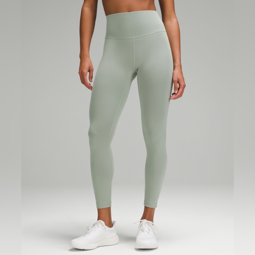 lululemon athletica Women's Wunder Train high rise tight 25”